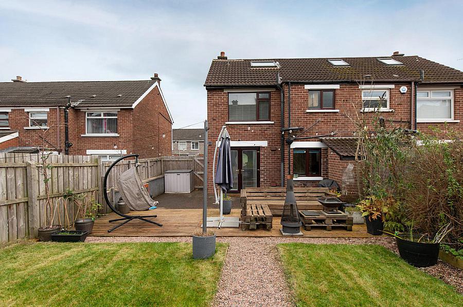 20 Collinward Avenue