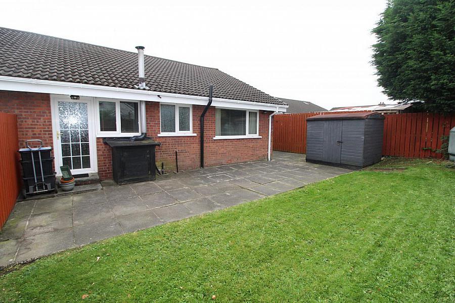 6 Hightown Drive 6 Hightown Drive
