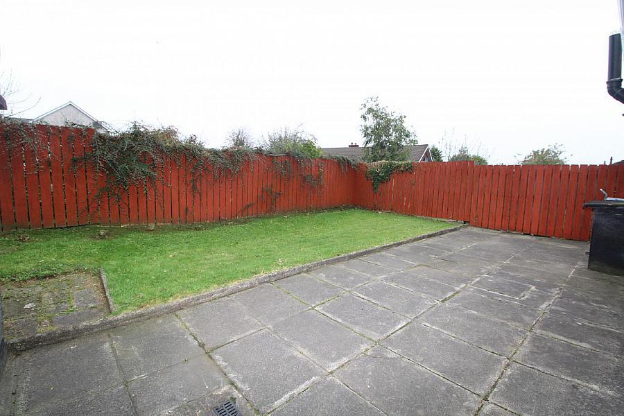6 Hightown Drive 6 Hightown Drive