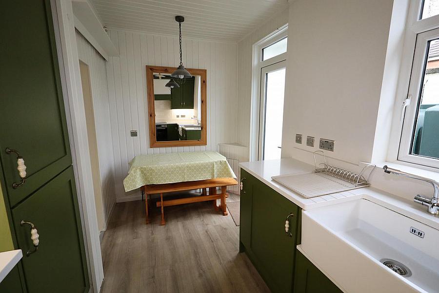 26 Ravenhill Gardens