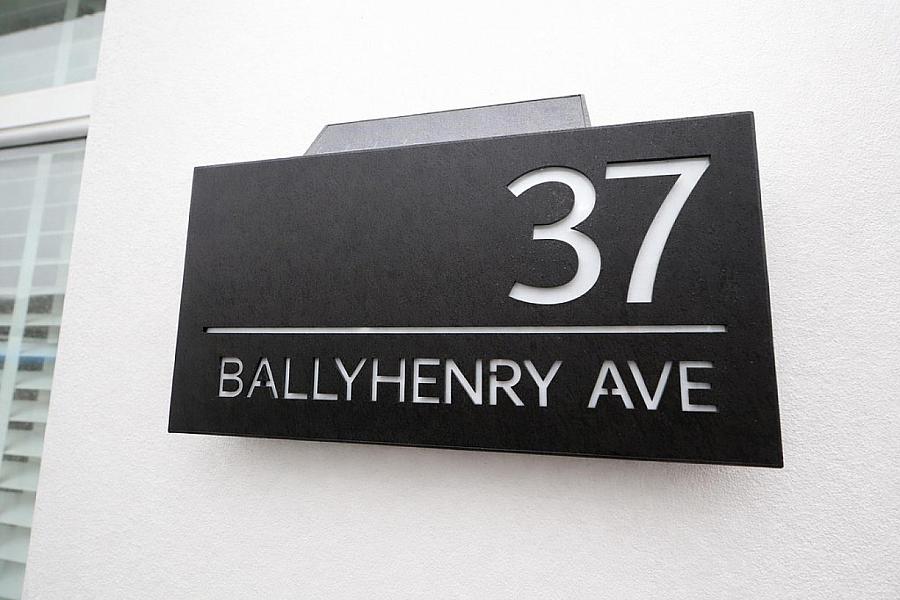 37 Ballyhenry Avenue