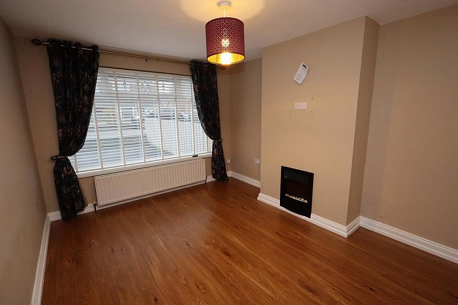 37 Ballyhenry Avenue