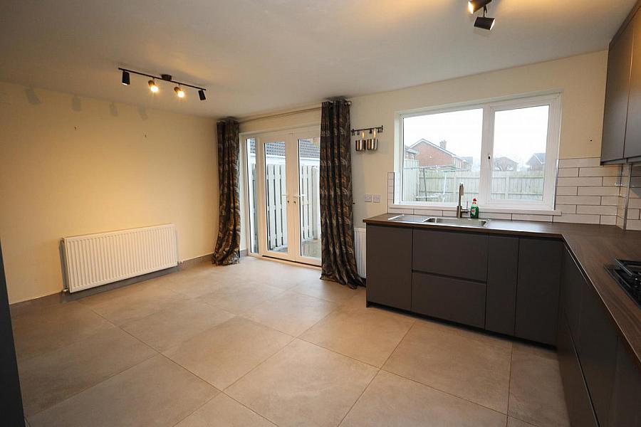 37 Ballyhenry Avenue