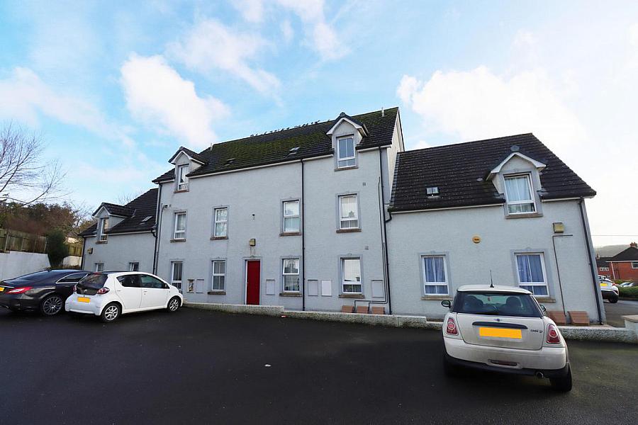 81H Ballyeaston Road