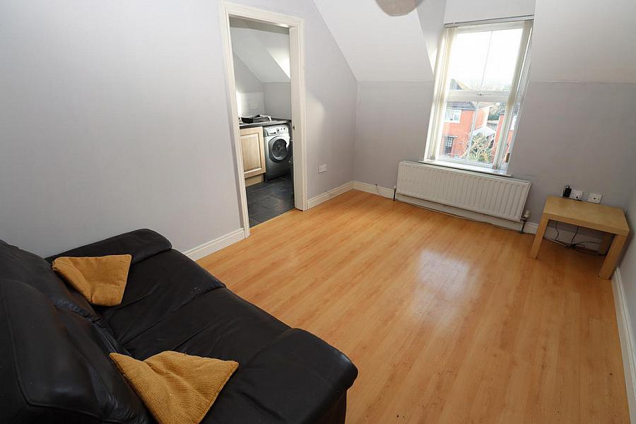 81H Ballyeaston Road