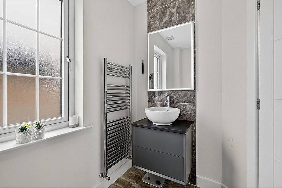 31 Bashford Park Hill