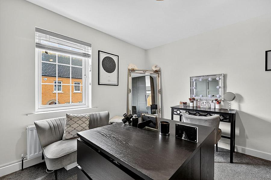 31 Bashford Park Hill