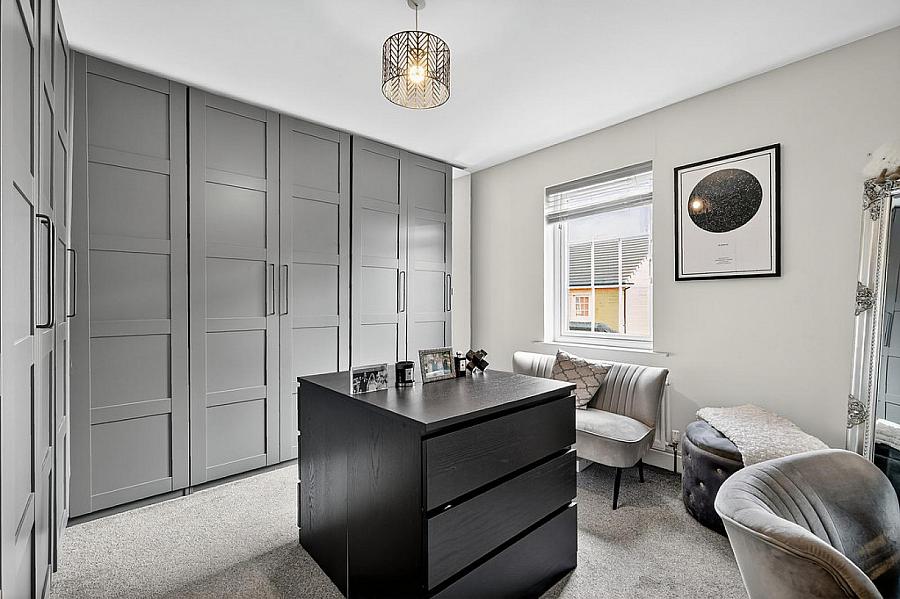 31 Bashford Park Hill