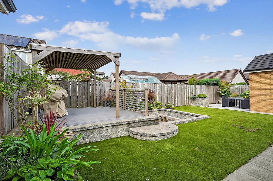 31 Bashford Park Hill