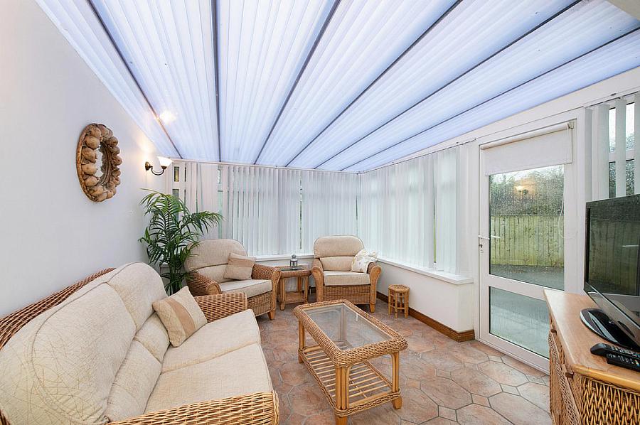 16 Hightown Crescent