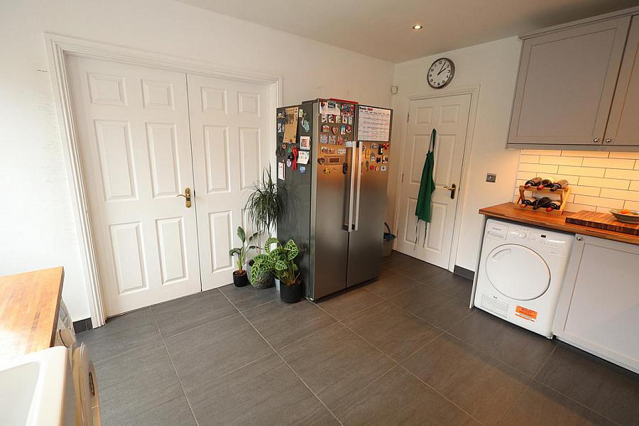 22 Glenmount Courtyard