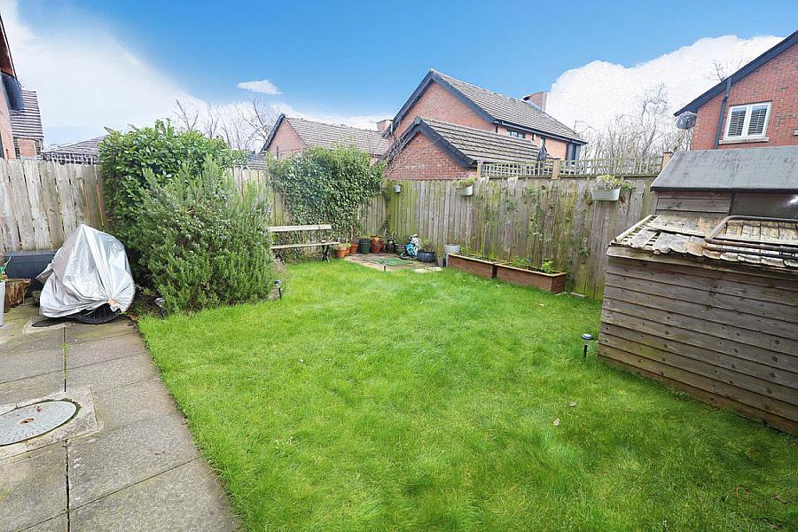 22 Glenmount Courtyard