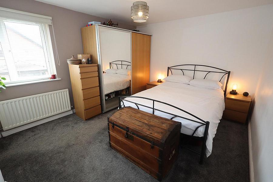 22 Glenmount Courtyard