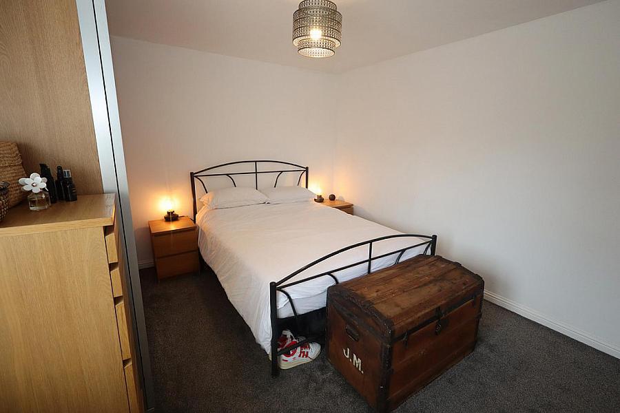 22 Glenmount Courtyard