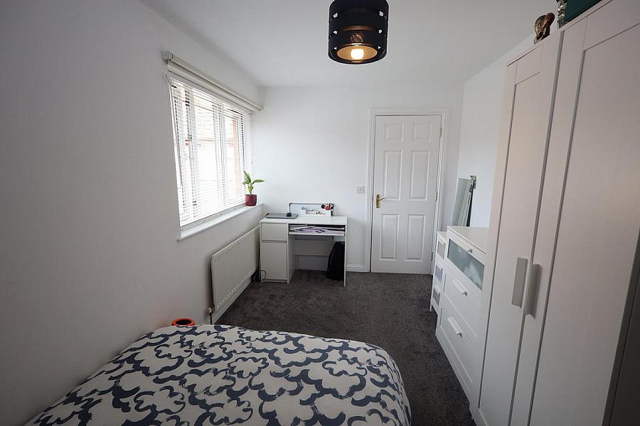 22 Glenmount Courtyard