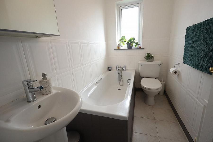 22 Glenmount Courtyard