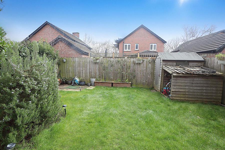 22 Glenmount Courtyard