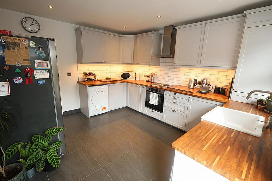 22 Glenmount Courtyard