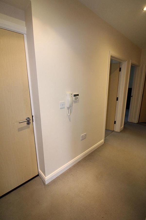 31 Loughshore Courtyard