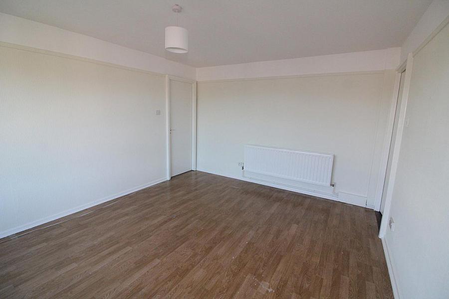 99 Bleach Green Avenue