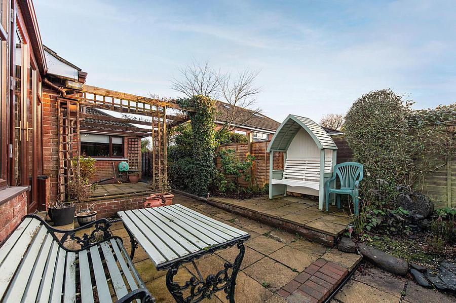 43 Glenwell Crescent