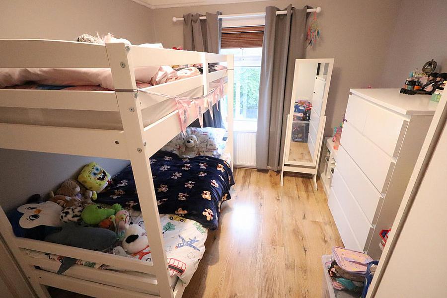 7 Silverstream Gardens