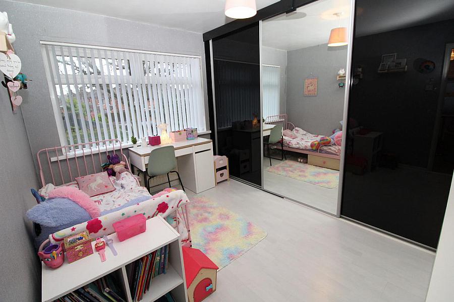 44 Mountainview Gardens