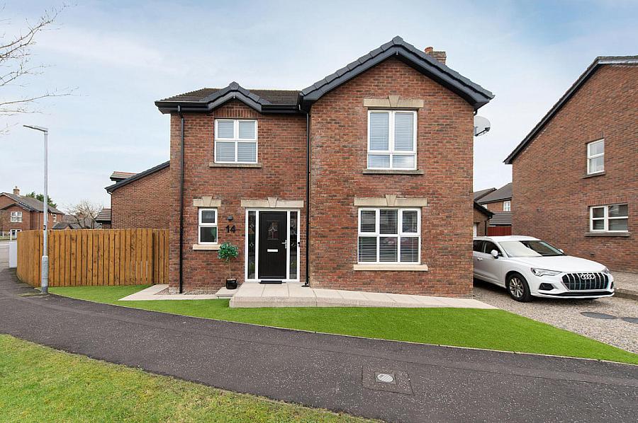 14 Gateside Crescent