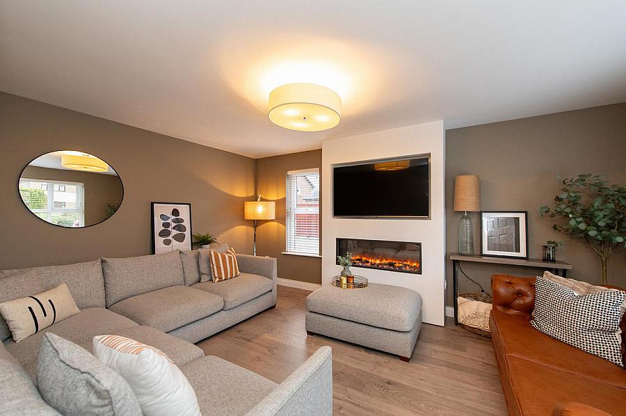 14 Gateside Crescent