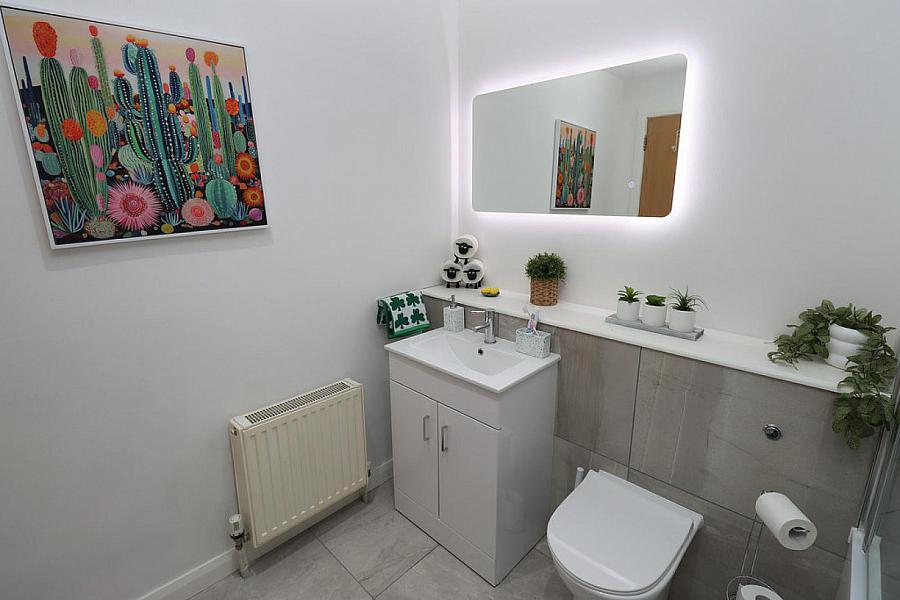 Apt 40, 252 Whitewell Road