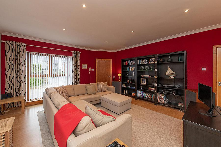 Apt 2, 137 Monkstown Road