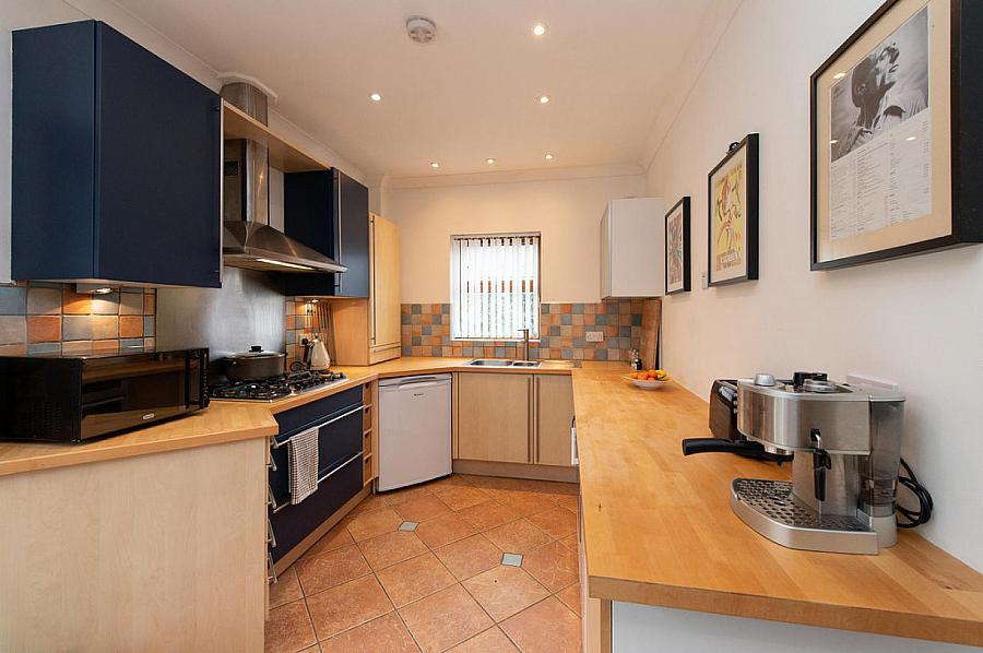 Apt 2, 137 Monkstown Road