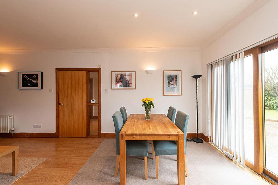 Apt 2, 137 Monkstown Road