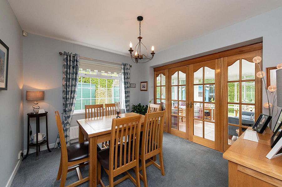 51 Collinbridge Gardens