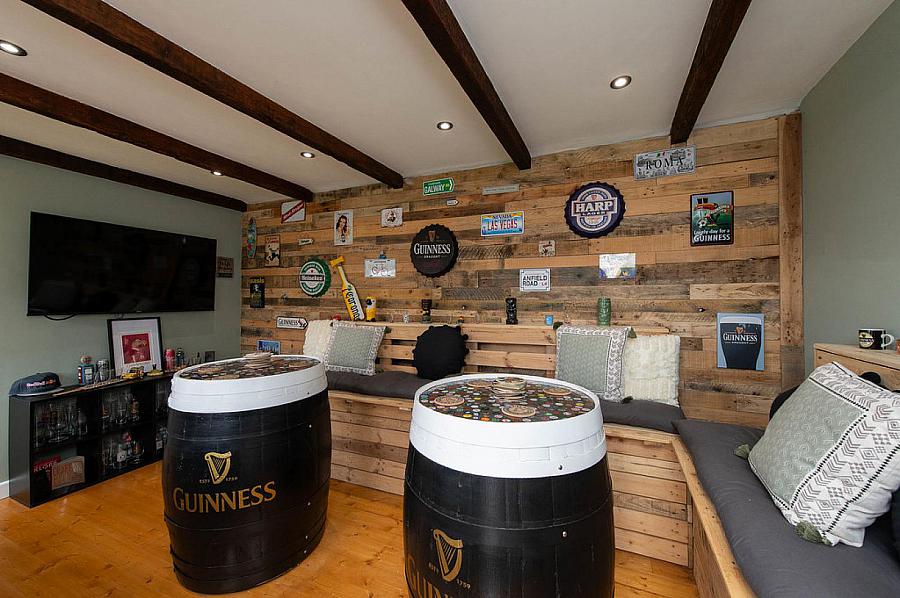 11 Sandyknowes Avenue