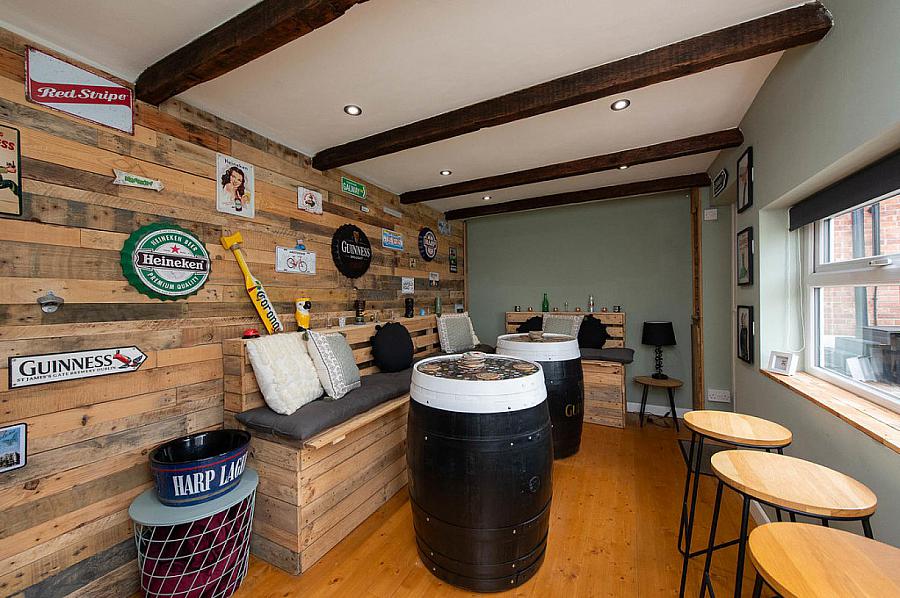 11 Sandyknowes Avenue