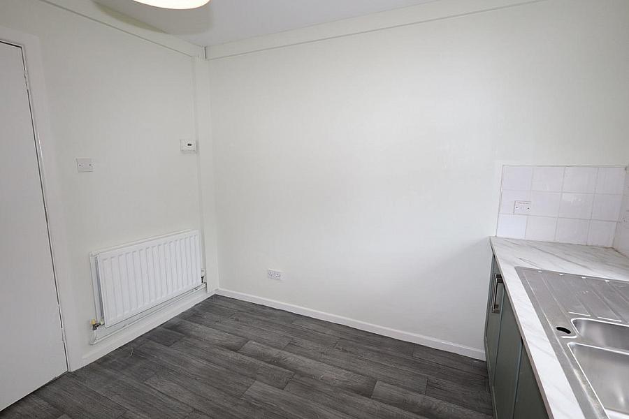 95 Bleach Green Avenue