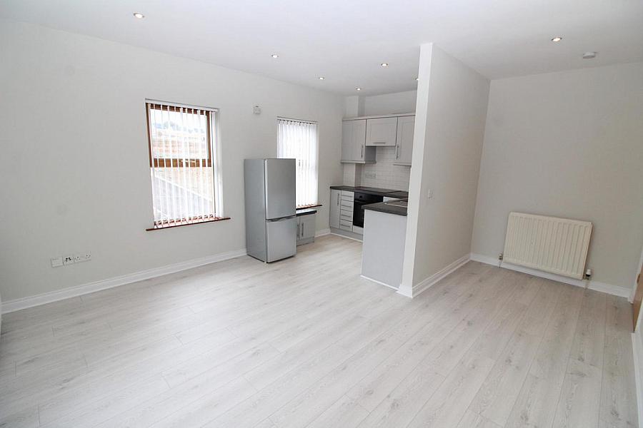 46 Mayfield High Street