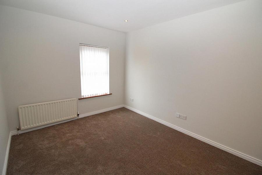 46 Mayfield High Street