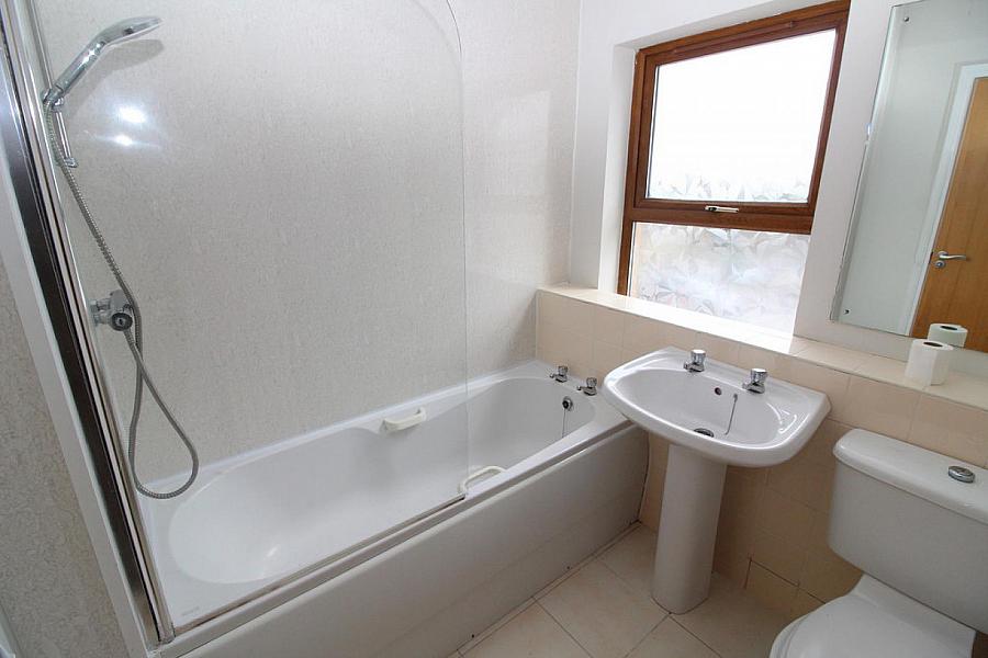 46 Mayfield High Street