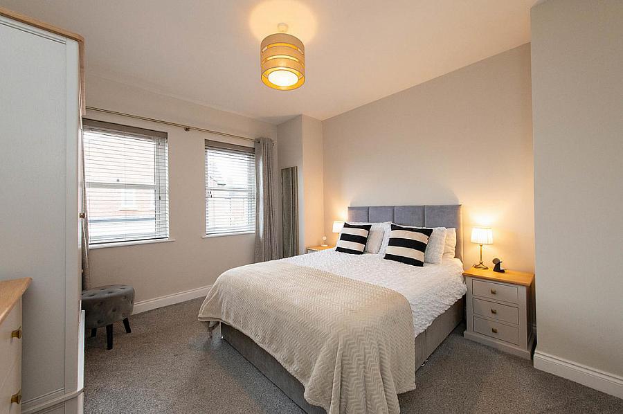 19 Hartley Hall Avenue