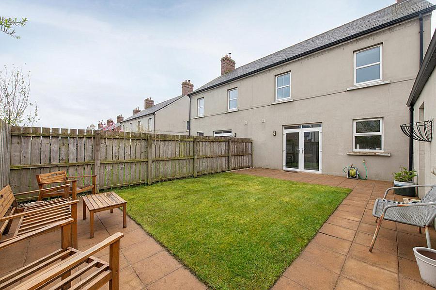 19 Hartley Hall Avenue