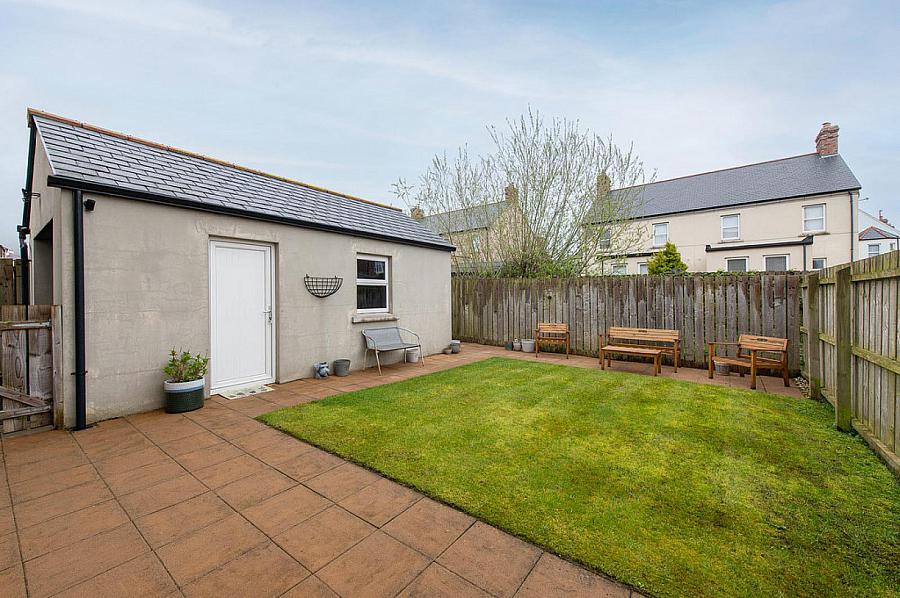 19 Hartley Hall Avenue