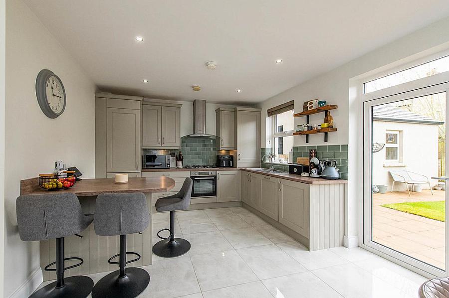 19 Hartley Hall Avenue