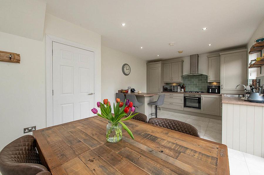 19 Hartley Hall Avenue