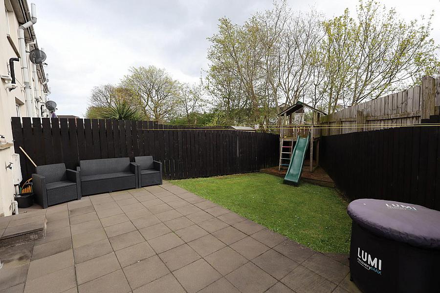 22 Abbeycroft Gardens