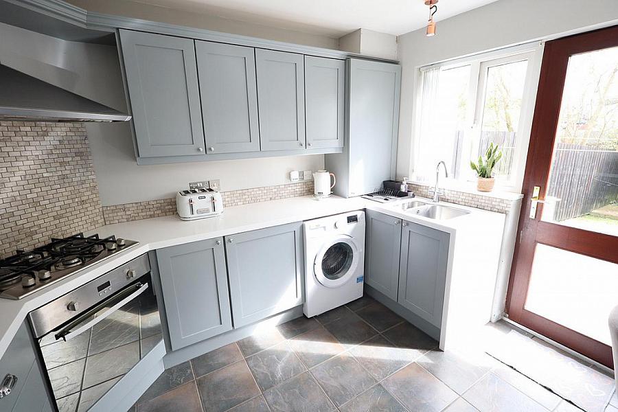 22 Abbeycroft Gardens