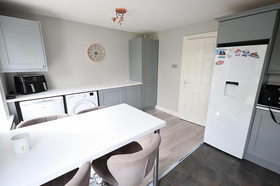 22 Abbeycroft Gardens