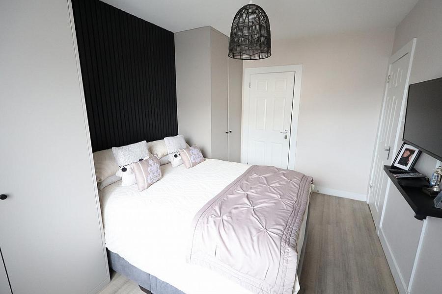 22 Abbeycroft Gardens