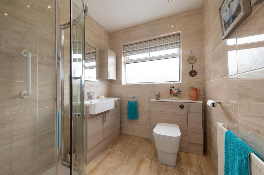 51 Collinbridge Gardens